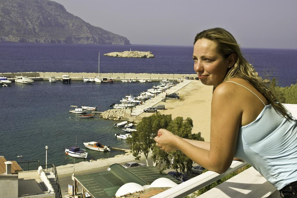 Sunrise Hotel Karpathos Exteriör bild
